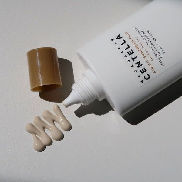 Skin1004 Madagascar Centella Air-Fit Suncream Plus Light SPF30 PA+++